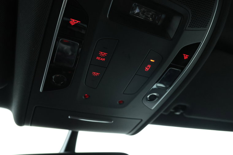 Vehicle Image 37