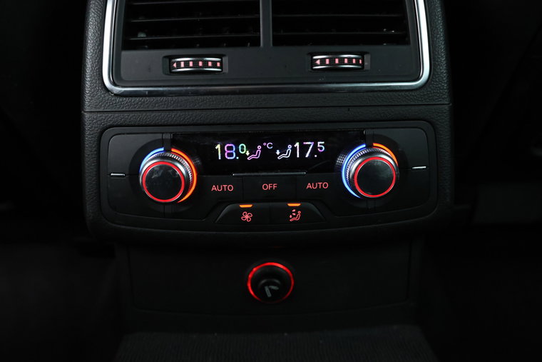 Vehicle Image 41