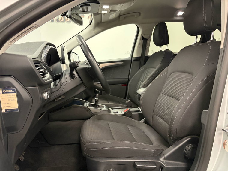 Vehicle Image 38