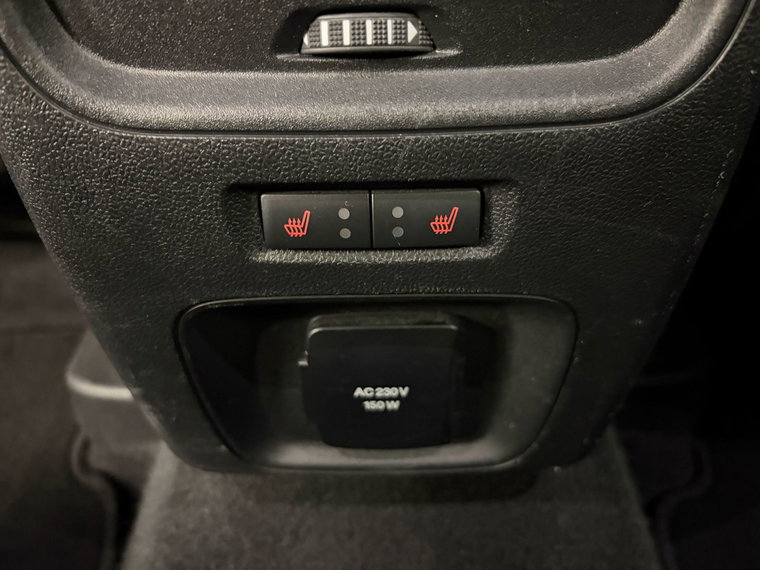 Vehicle Image 41
