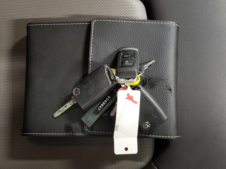 Vehicle Image 19