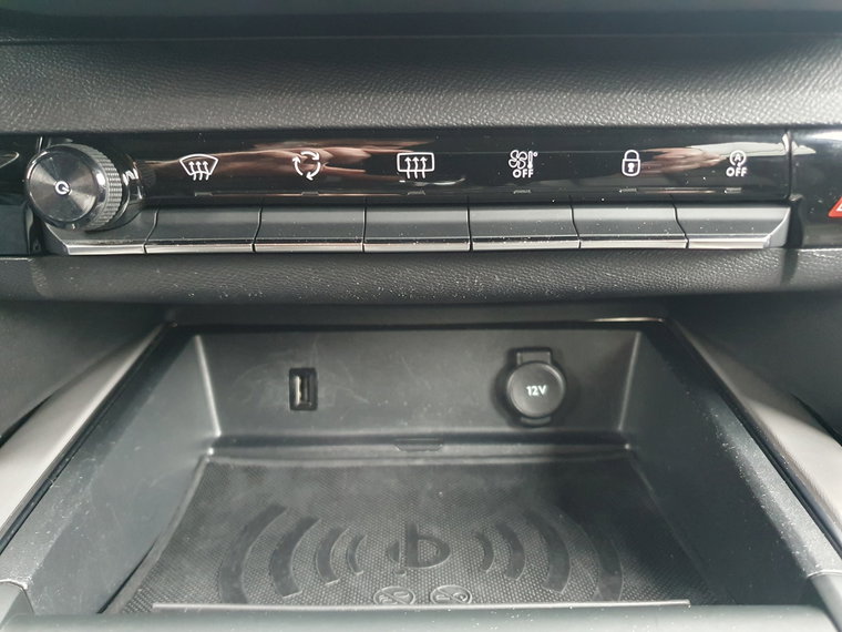Vehicle Image 37