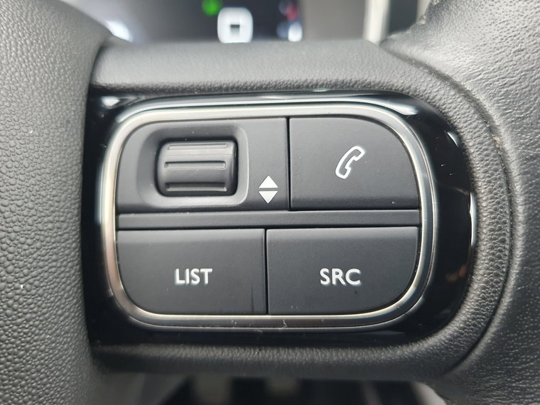 Vehicle Image 40