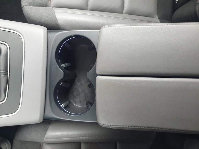 Vehicle Image 46