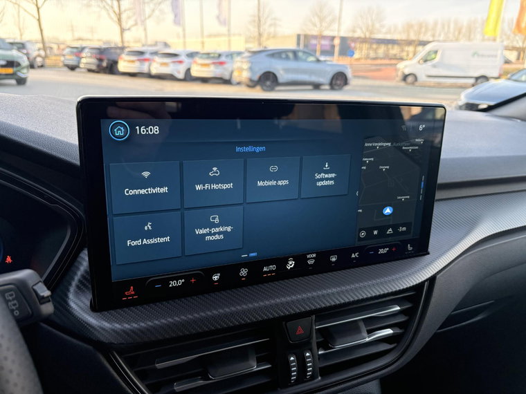Vehicle Image 35