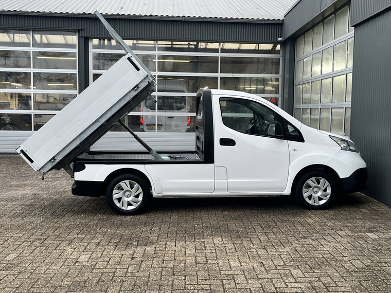 Vehicle Image 29