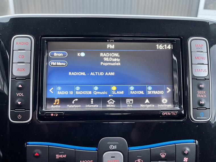 Vehicle Image 35