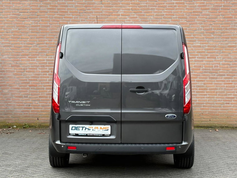 Vehicle Image 24