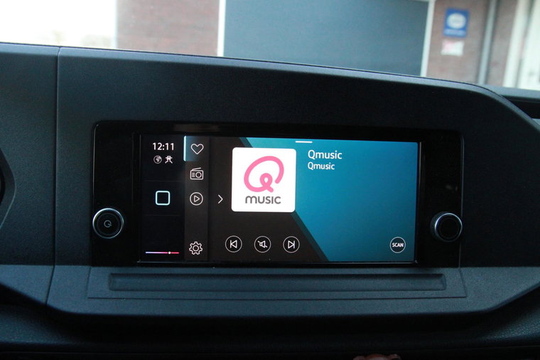 Vehicle Image 19