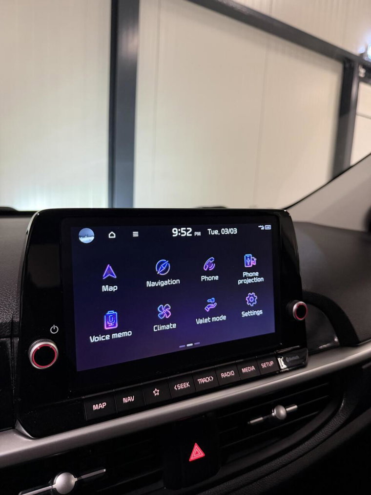 Vehicle Image 35