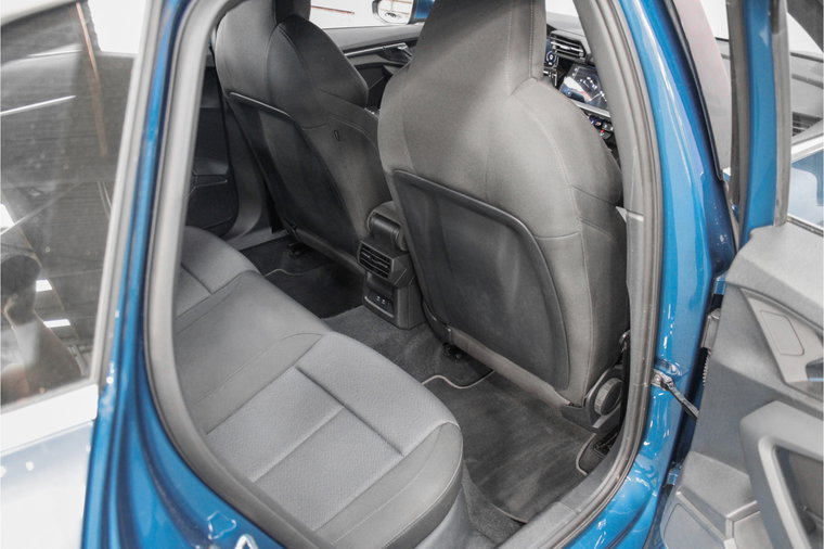 Vehicle Image 36