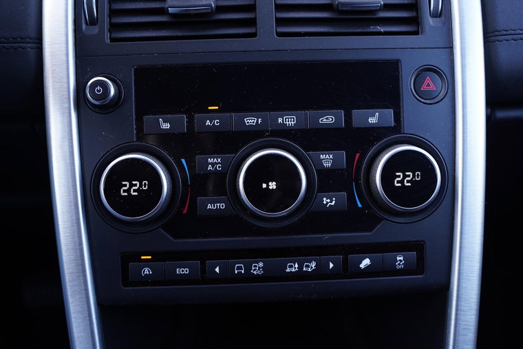 Vehicle Image 37