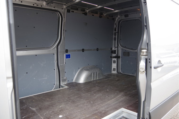 Vehicle Image 17