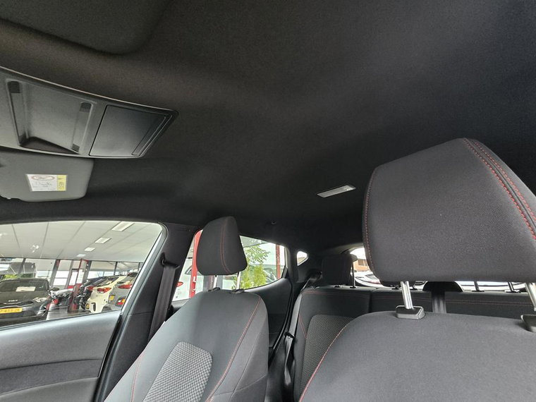 Vehicle Image 17