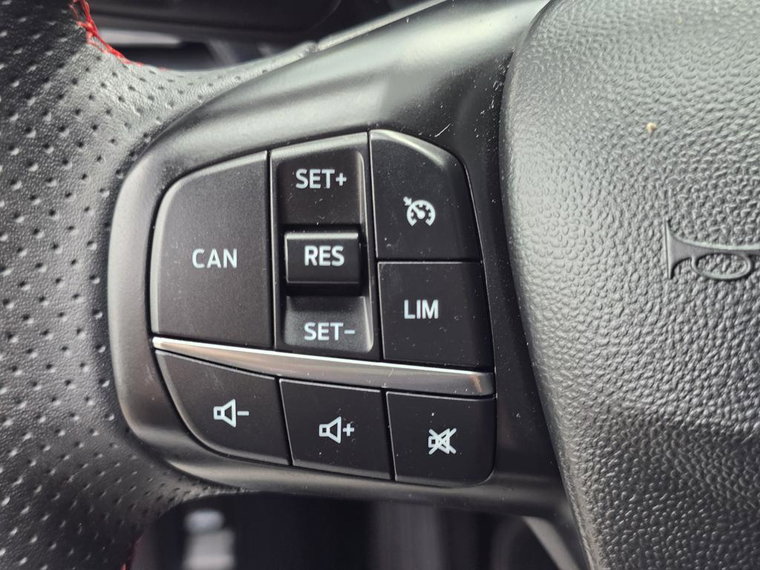 Vehicle Image 26