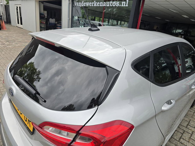 Vehicle Image 33