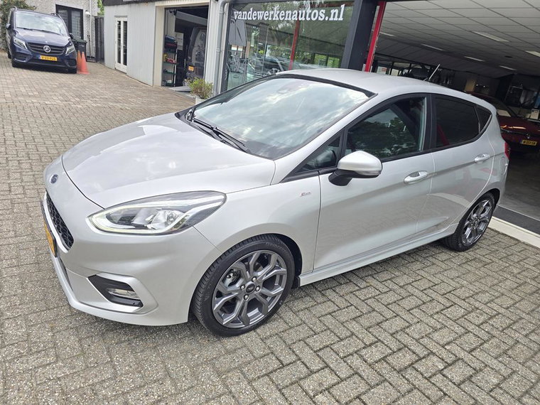 Vehicle Image 45