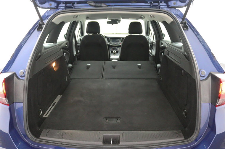 Vehicle Image 38