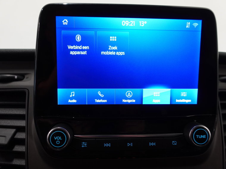 Vehicle Image 30