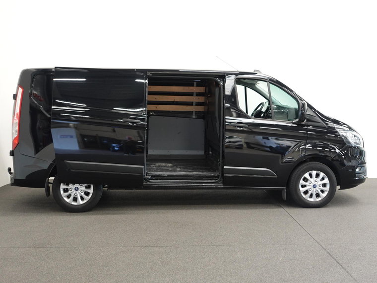 Vehicle Image 42
