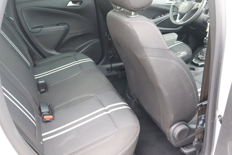 Vehicle Image 32