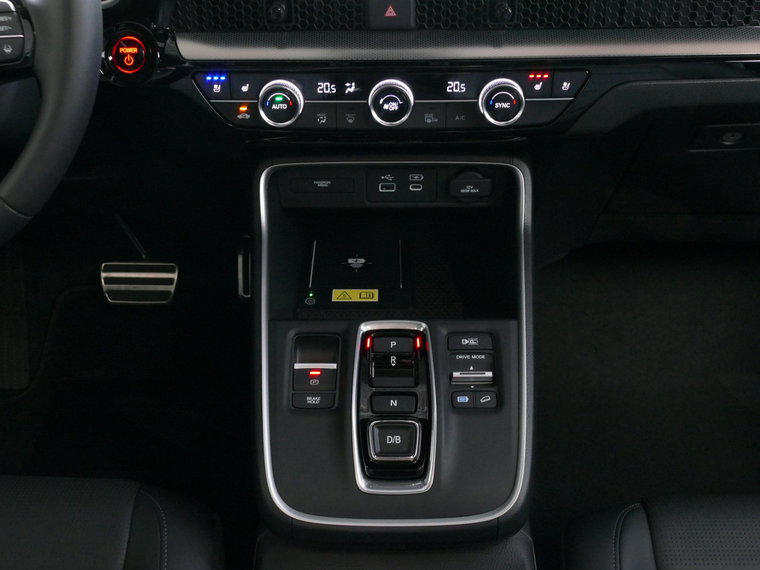 Vehicle Image 32