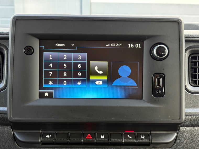 Vehicle Image 37