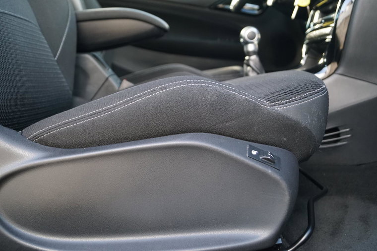 Vehicle Image 26