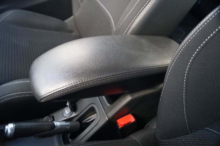 Vehicle Image 45