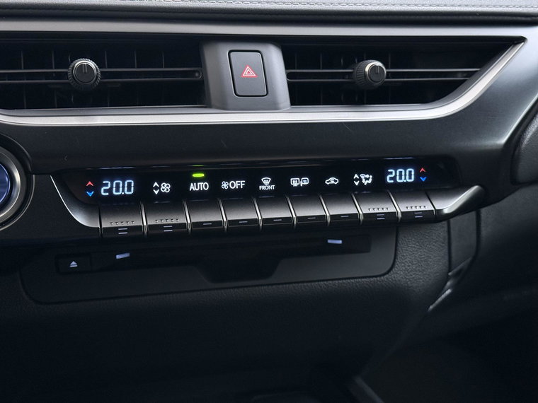 Vehicle Image 34