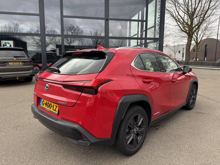 Vehicle Image 8