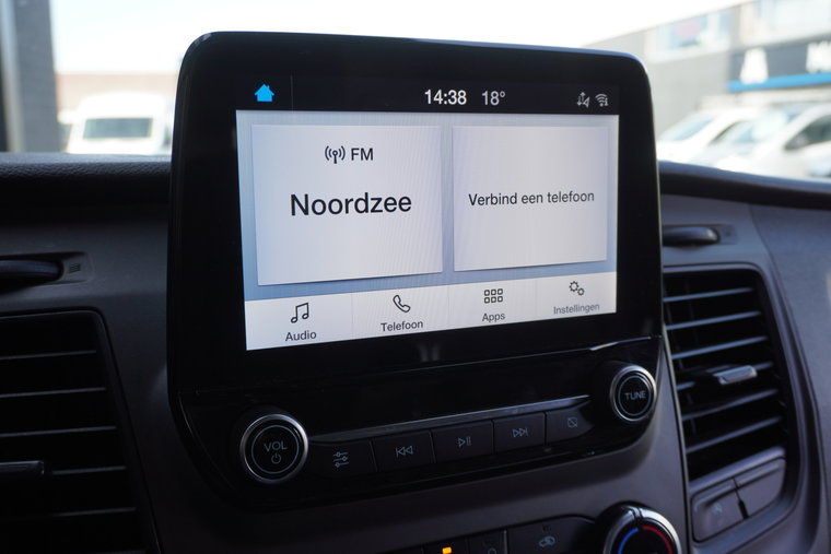 Vehicle Image 11