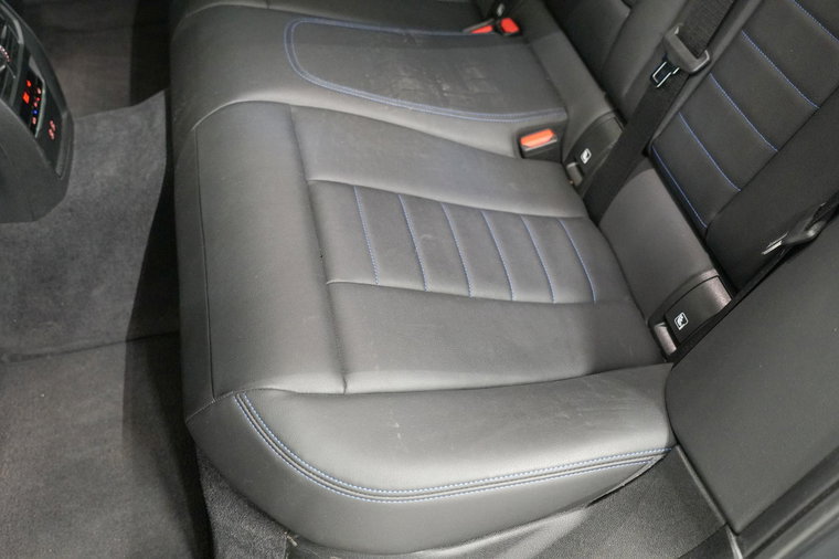 Vehicle Image 39