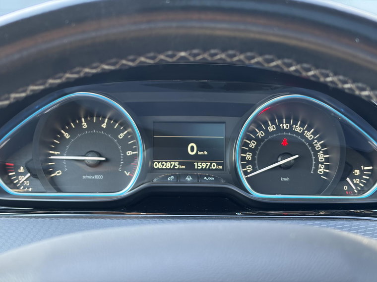 Vehicle Image 26