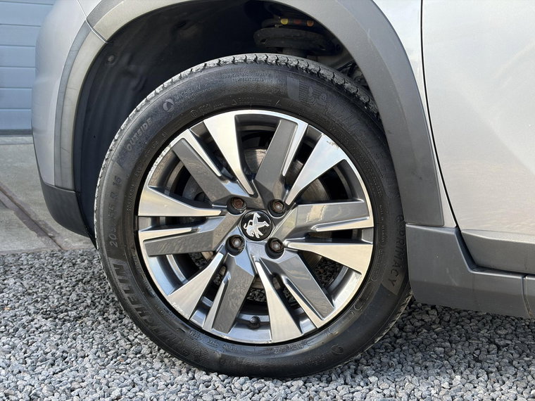 Vehicle Image 31