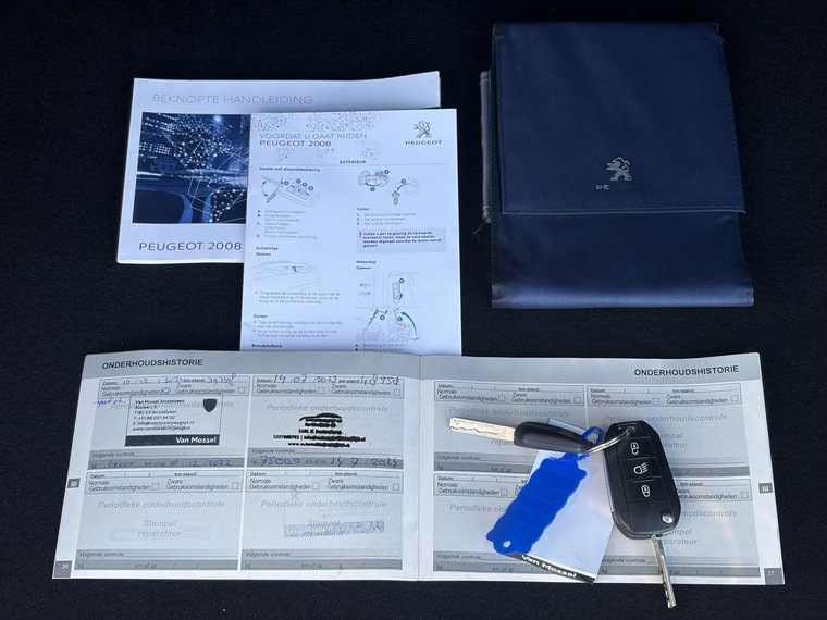 Vehicle Image 35