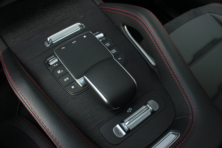 Vehicle Image 31