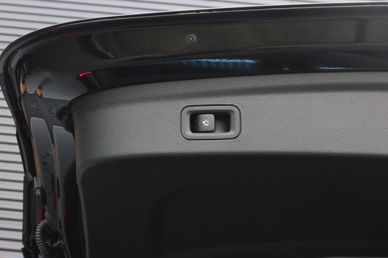 Vehicle Image 48