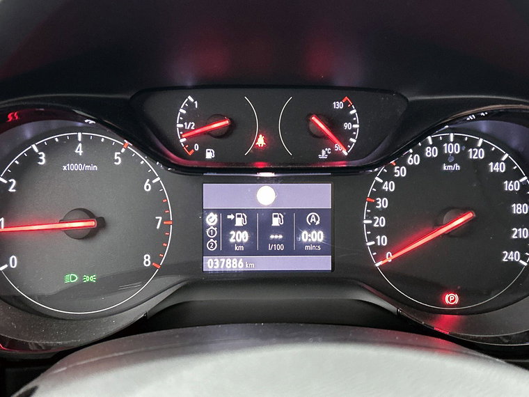 Vehicle Image 13