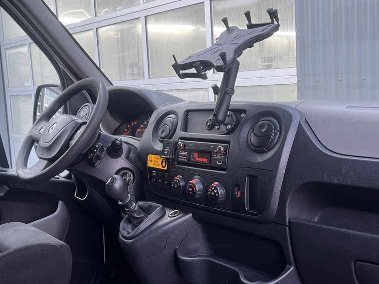 Vehicle Image 33