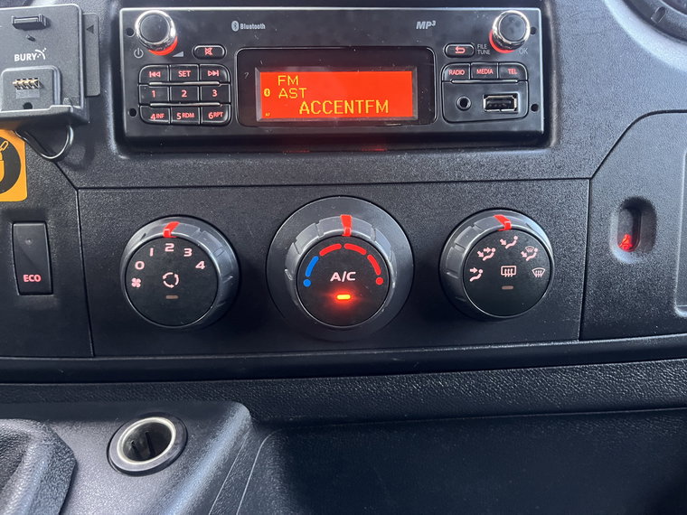 Vehicle Image 39