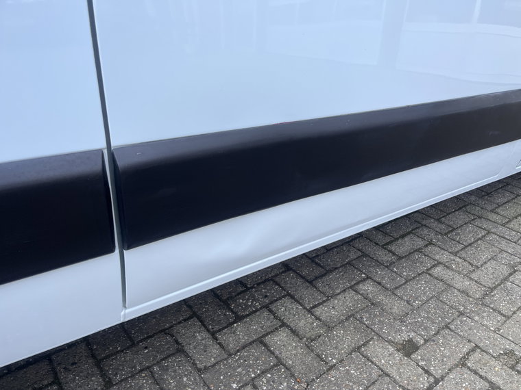 Vehicle Image 50