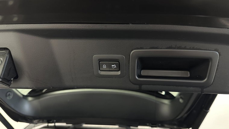 Vehicle Image 33