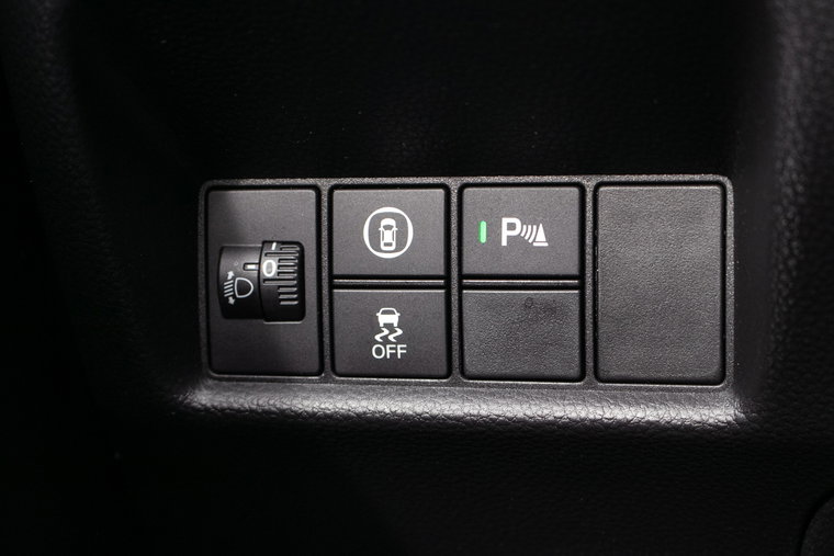 Vehicle Image 28