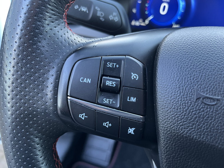 Vehicle Image 24