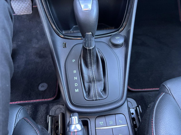Vehicle Image 17