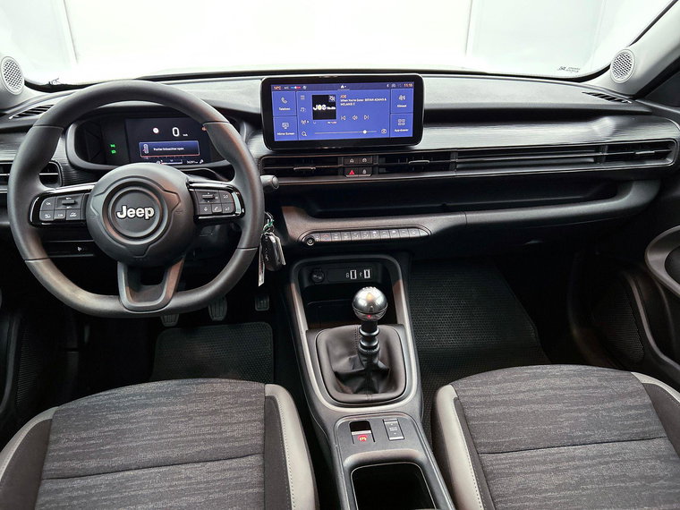 Vehicle Image 21
