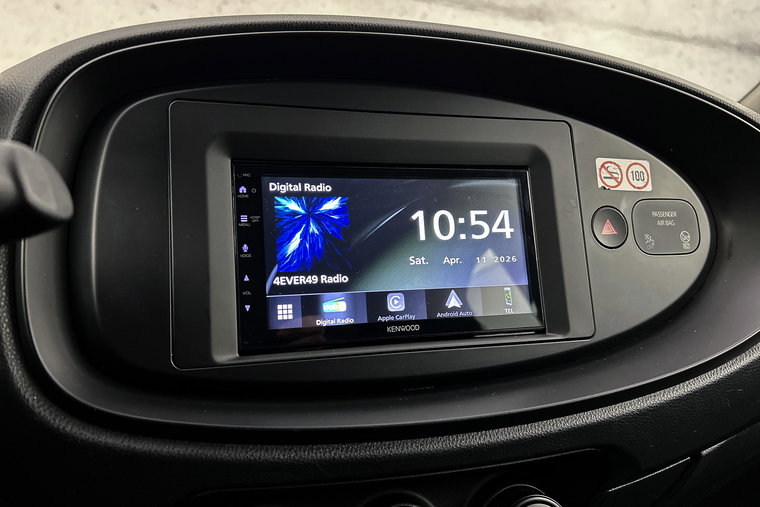 Vehicle Image 18