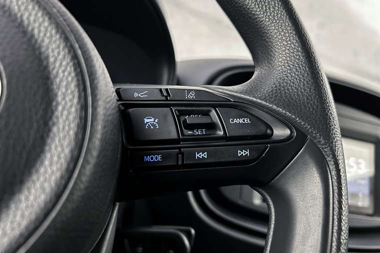 Vehicle Image 19