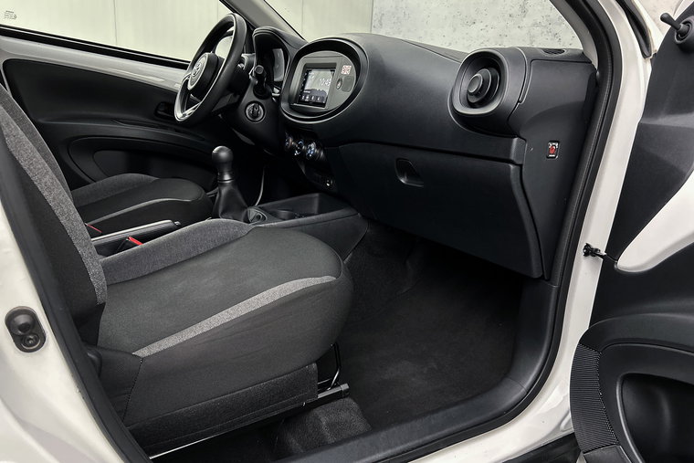 Vehicle Image 31